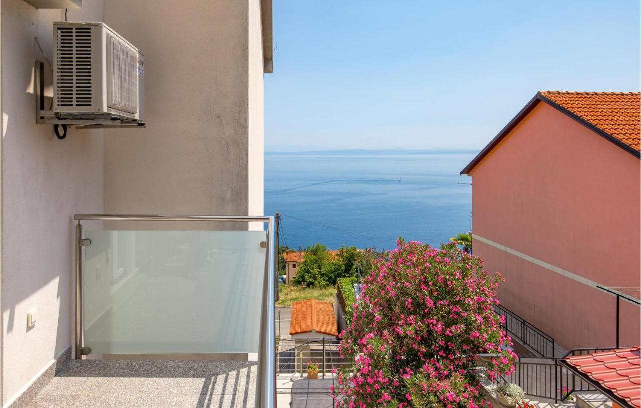 1 Bedroom Gorgeous Apartment In Mošćenička Draga エクステリア 写真
